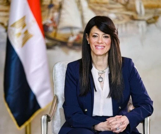 المشاط تبارك المستشار مينا رزق بفوزه برئاسة المجلس التنفيذي للفاو