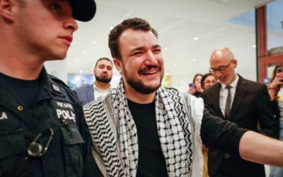 الناشط الفلسطيني محمود خليل يقاضي إدارة ترمب بمبلغ 20 مليون دولار