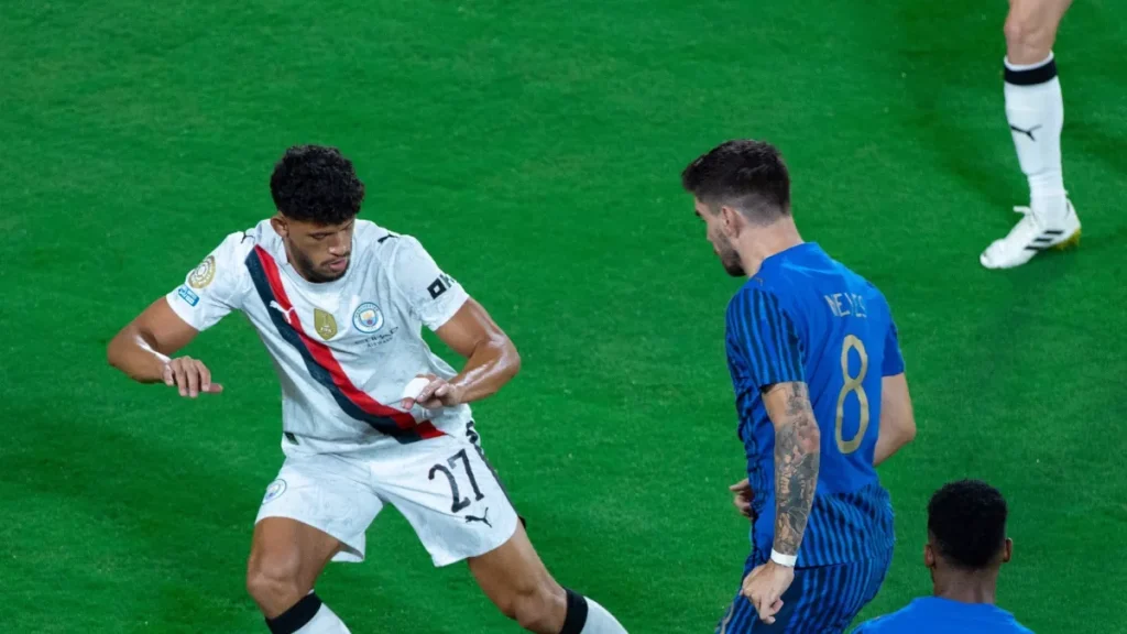 الهلال يحطم مانشستر سيتي ويتوج بلقبه الثالث.. الحلم يتحقق!