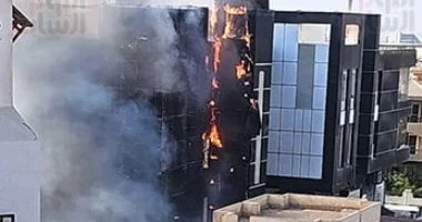 السيطرة على حريق داخل دبى مول فى منطقة الشيخ زايد