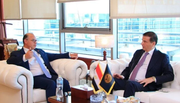 بحث وزير الزراعة ورئيس هيئة الرقابة المالية آليات تسريع تنفيذ خطط عمل صندوق التكافل الزراعي