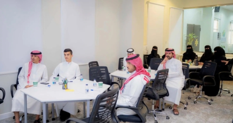 “برنامج إعادة التدوير” في محمية الملك سلمان بالجوف