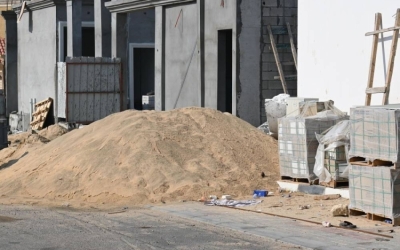 بلدية الظهران تُصدر 40 إنذارًا لمواقع مخالفة لاشتراطات البناء خلال أسبوع