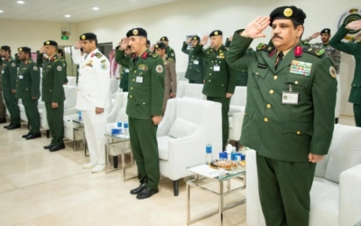 تخريج دورة الفرد الأساسي بالمنطقة الشرقية وسط حضور وزير الداخلية