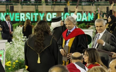 تخريج فوج جديد من كلية الأمير الحسين للعلوم السياسية والدراسات الدولية بالجامعة الأردنية صور