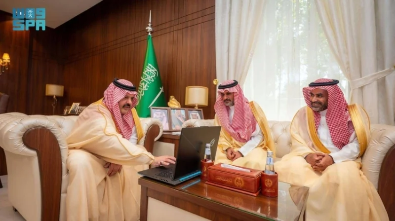 تدشين مبادرة "أبناؤنا بعيون الصحة" بأمير حائل