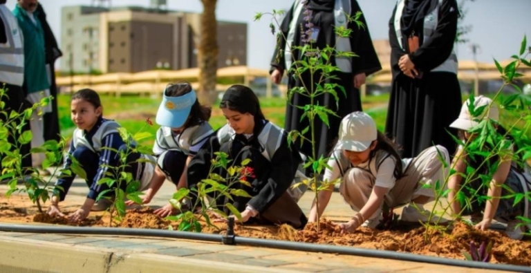 تسجيل 3700 متطوع يعززون جهود التطوع البلدي في تبوك عام 2025