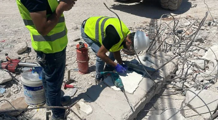 تشكيل لجنة لدراسة انهيار عمارة اربد وتقييم الأضرار الفنية والإنشائية