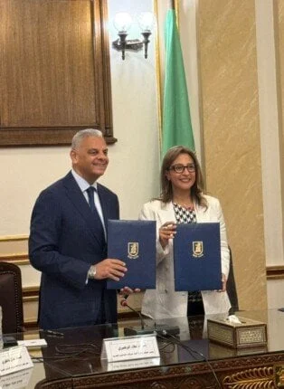 تعاون جديد بين جامعة القاهرة واتحاد شركات التأمين المصرية