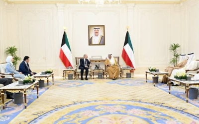 تعزيز العلاقات الثنائية محور بحث الصفدي في الكويت