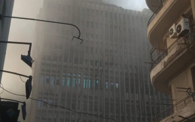 تعزيز خدمات الطوارئ بسيارات الإسعاف لموقع حريق سنترال رمسيس