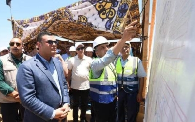 تفقد وزير الإسكان محاور الطرق ومحطة تنقية مياه الشرب الجديدة بالسادات