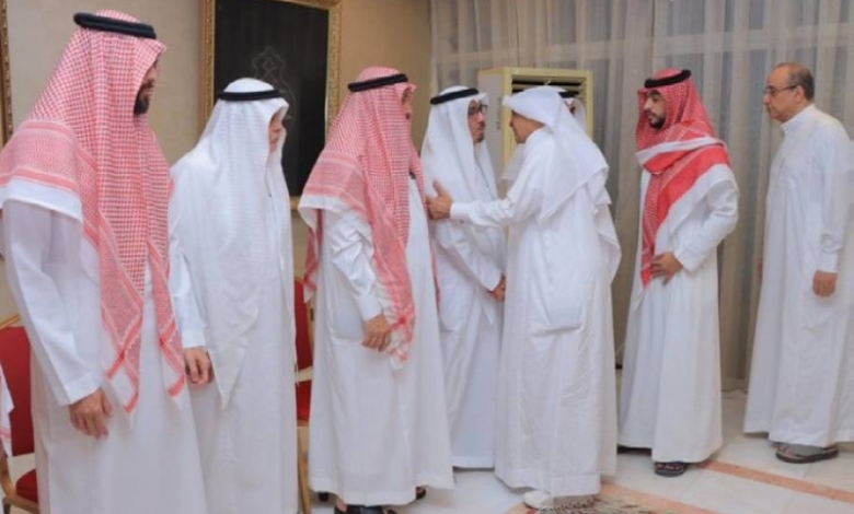 تقديم التعازي لآل أبو منصور وعبدالسلام والحمود في وفاة فقيدتهم