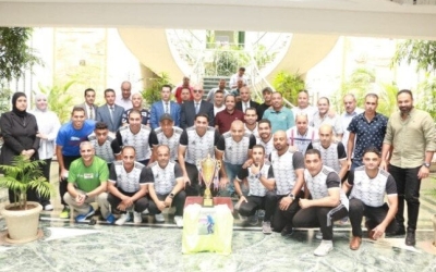 تكريم أبطال المصرية للمطارات من قبل الطيار وائل النشار | صور