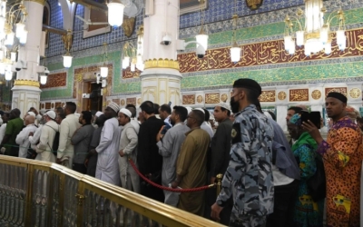 تنظيم احترافي للحشود في المسجد النبوي من "شؤون الحرمين"