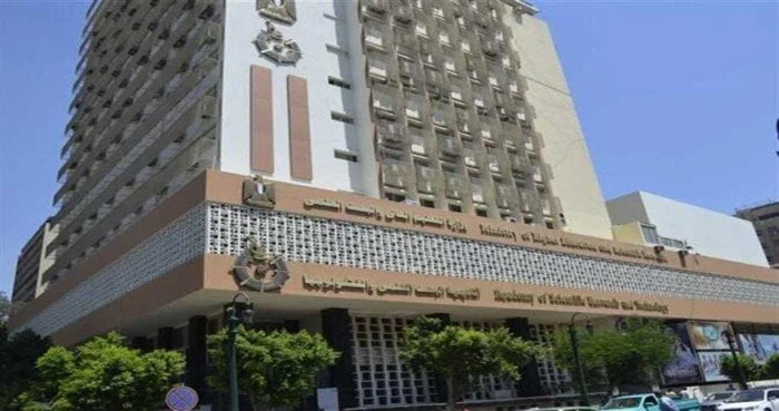تهنئة خاصة للدكتورة منى النعا بعد انتخابها رئيسة للجنة المالية بمركز السنكروترون SESAME