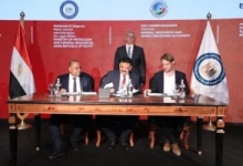 توقيع اتفاقيات جديدة: البترول تتعاون مع "سنتامين" و"باريك" في منتدى مصر للتعدين