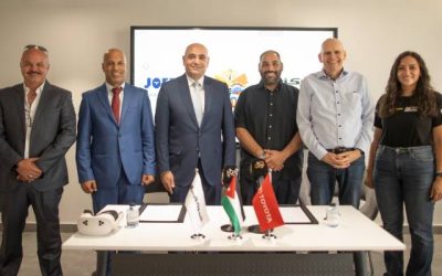 تويوتا تدعم عبد السلام العجارمة في مغامرته نحو المونديال بلاند كروزر برادو