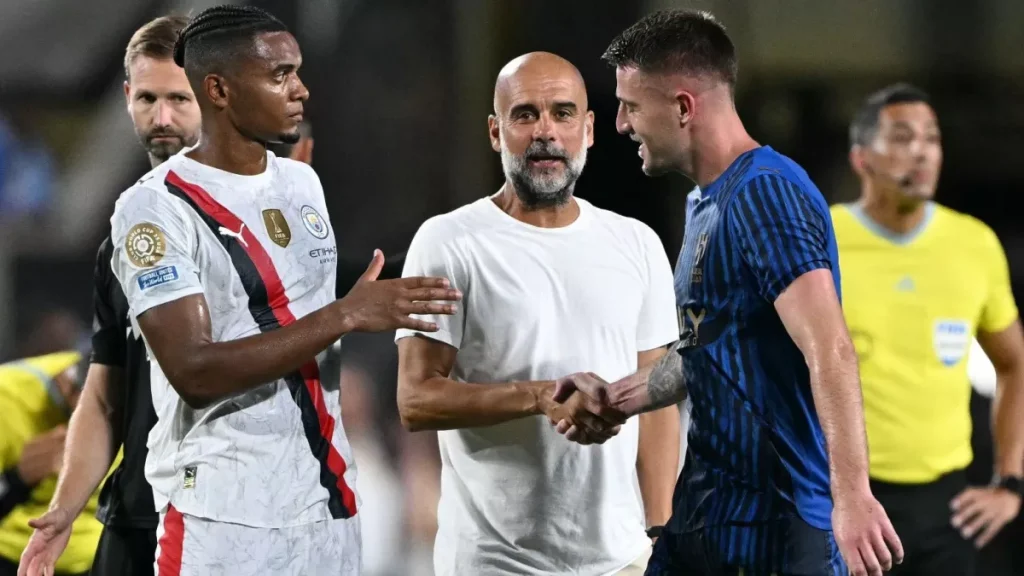 جوارديولا يثني على مهارات نجم الهلال أمام مانشستر سيتي.. أرقام استثنائية في ليلة تاريخية