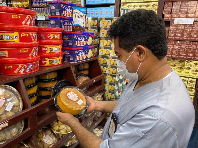 جولة رقابية في الأسياح تسفر عن 50 مخالفة خلال 6 أشهر عمل متواصل لضبط الجودة