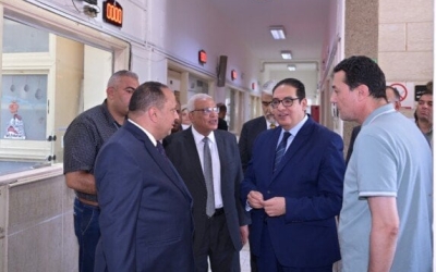 جولة لرئيس جامعة القاهرة في معامل التنسيق الإلكتروني بكليات الهندسة والزراعة والدراسات العليا