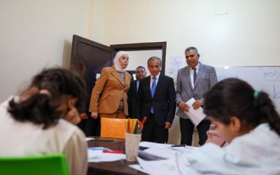 جولة ميدانية لرئيس الوزراء في المفرق مع تأكيد دعم الحكومة لجمعية رعاية الطفل الخيرية