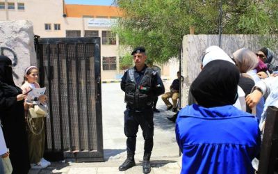 حالة من الارتياح تعم طلبة "توجيهي السنة الأولى" بعد امتحان اللغة العربية الذي اعتبروه "سهلاً"