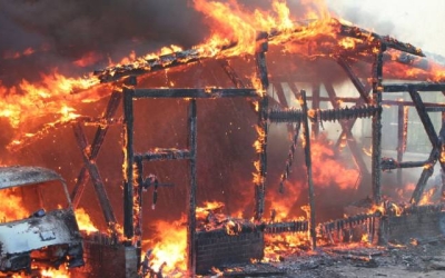 حريق مأساوي.. وفاة طفل وإصابة 7 آخرين في منزل بعمان