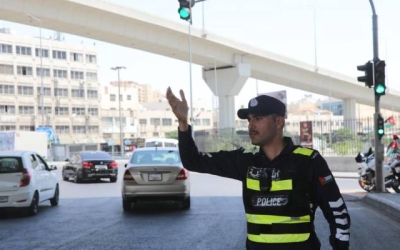 حوادث مرورية تودي بحياة شخص وتخلف 10 إصابات مع نهاية الأسبوع