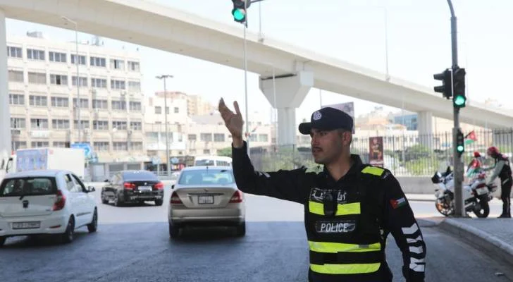 حوادث مرورية تودي بحياة شخص وتخلف 10 إصابات مع نهاية الأسبوع