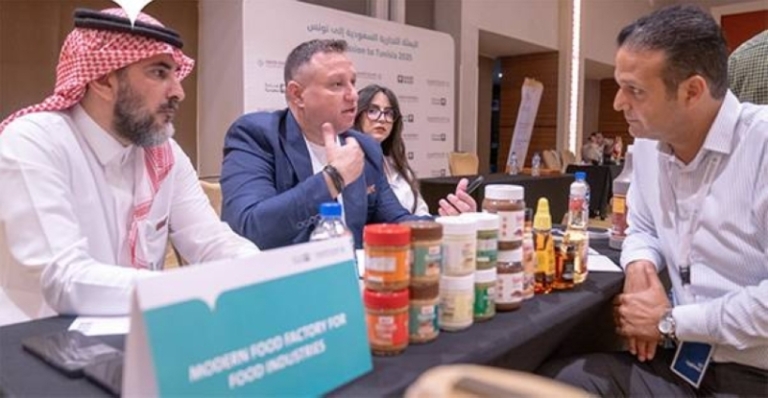 ختام ناجح لأعمال البعثة التجارية في تونس  
انتهاء فعاليات البعثة التجارية بتونس  
أعمال البعثة التجارية إلى تونس تصل لنهايتها  
تختتم البعثة التجارية جولتها في تونس