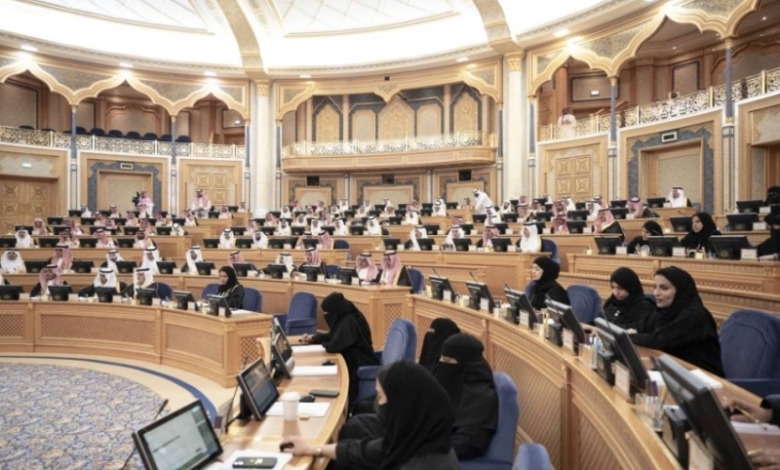 دعوة من "الشورى" لمجمع الملك سلمان لدراسة مكاتب جديدة للغة العربية