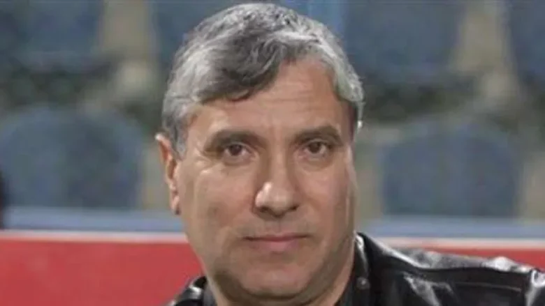 رئيس إنبي: عبد الناصر محمد طلب الاستمرار معنا.. وتعارض المناصب أزمة الزمالك