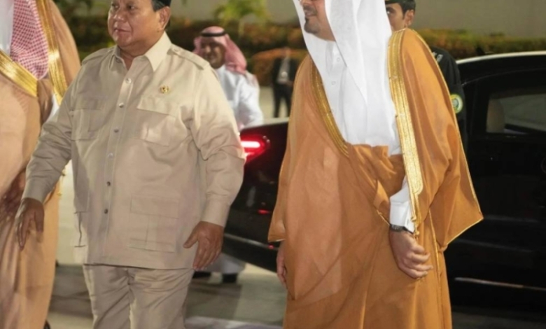 رئيس إندونيسيا يغادر جدة بعد زيارة رسمية للمملكة