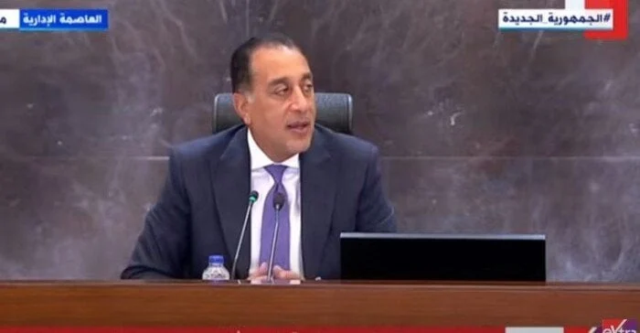 رئيس الحكومة يرد: تفاصيل بيع سنترال رمسيس بعد الحريق