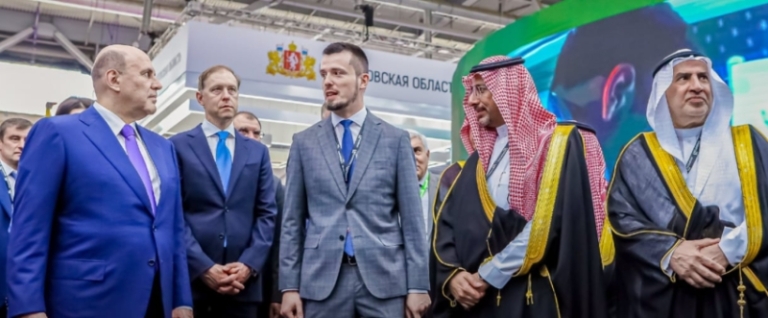 رئيس الوزراء الروسي يقوم بزيارة الجناح السعودي في معرض “INNOPROM 2025” الدولي للصناعة.
