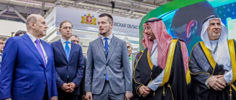 رئيس الوزراء الروسي يقوم بزيارة الجناح السعودي في معرض "INNOPROM 2025" الدولي للصناعة.