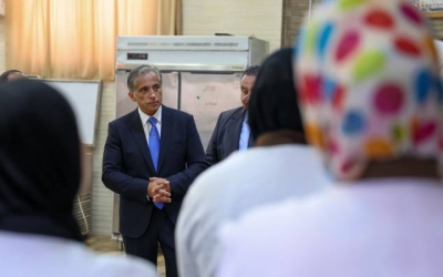 رئيس الوزراء يؤكد على دعم برامج التمويل لخريجي التدريب المهني - صور