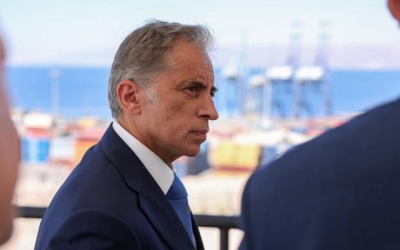 رئيس الوزراء يزور ميناء حاويات العقبة ويثني على مشروعات تطويره