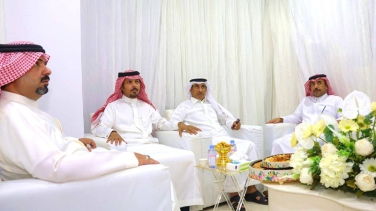رئيس بلدية الخفجي يفتتح مركز تقييم واختبار العاملين في منشآت الغذاء والصحة العامة.
