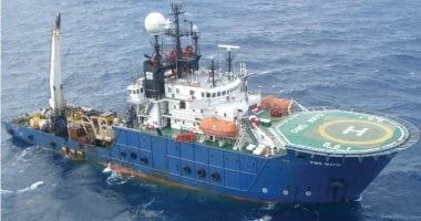 سفينة جديدة PMS-MAYO تنضم لعمليات البحث عن المفقودين الثلاثة في حادث غرق أدمارين 12 بجبل الزيت مجهزة بوحدة غطس وتحكم عن بعد