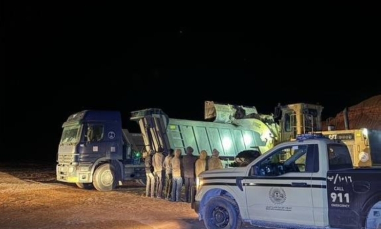 ضبط سبعة مقيمين متورطين في استغلال الرواسب البيئية بالشرقية