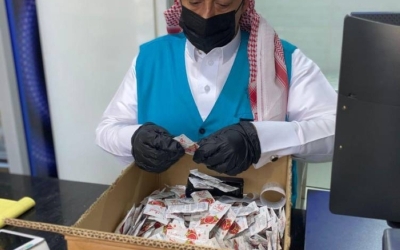 ضبط سكن عمالة مخالفة في رأس تنورة يخزن المواد الغذائية بطريقة عشوائية