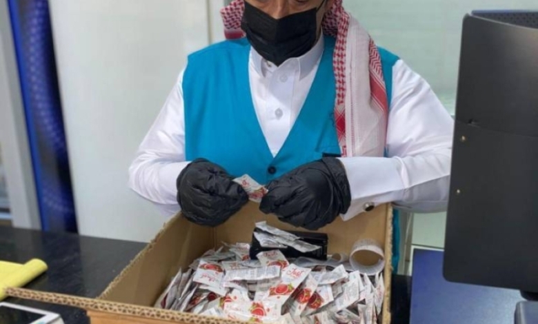 ضبط سكن عمالة مخالفة في رأس تنورة يخزن المواد الغذائية بطريقة عشوائية