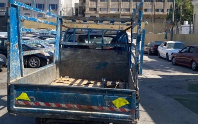 ضبط مركبة وسائقها بسبب قيادة متهورة وجَرّ حصان... فيديو يثير الجدل