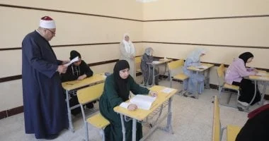 اليوم.. طلاب القسم الأدبي بالثانوية الأزهرية يؤدون امتحان مادة الجغرافيا