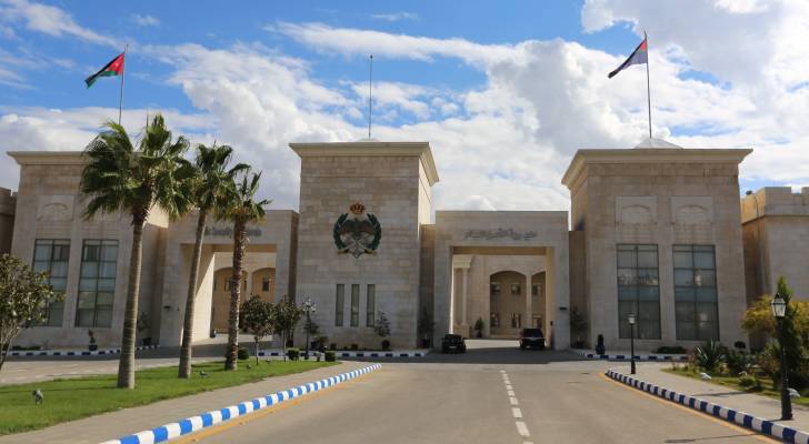 عشيرة الابراهيم تدعم التحقيقات في وفاة ابنها وتثني على الأجهزة الأمنية