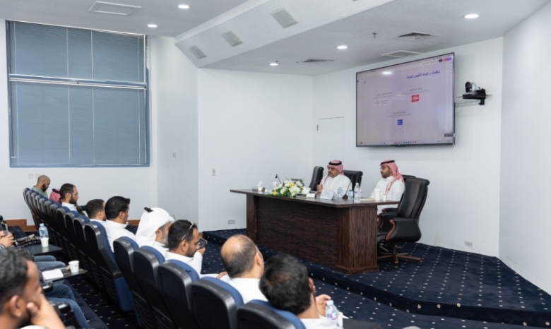 "غرفة جدة" تستضيف لقاءً يناقش كيفية تعزيز المواصفات القياسية لصناعة الأجهزة الطبية.