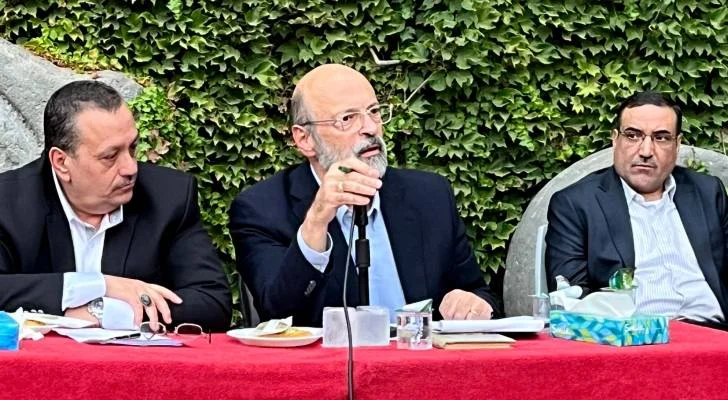 قوة الدولة الأردنية تنبع من جبهتها الداخلية، يؤكد الرزاز