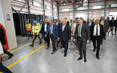 كامل الوزير يؤكد أهمية محطة تحيا مصر كمشروع نقل بحري رئيسي